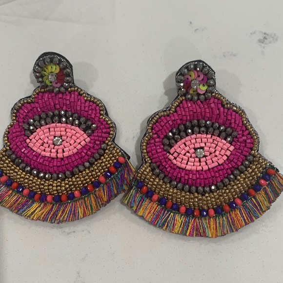 Earrings - Picture 1 of 2